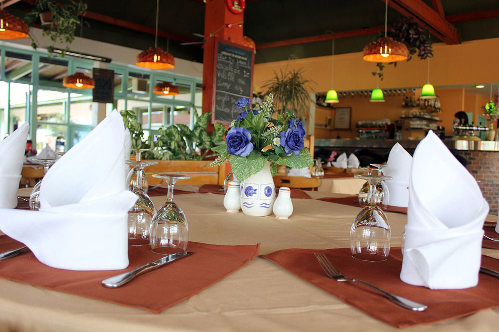 Hotel Restaurant Les Jardins D'Épône Eksteriør billede